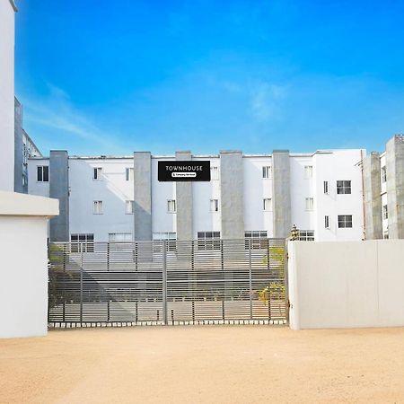 Super Townhouse Mancheswar Industrial Estate 호텔 부바네스 외부 사진