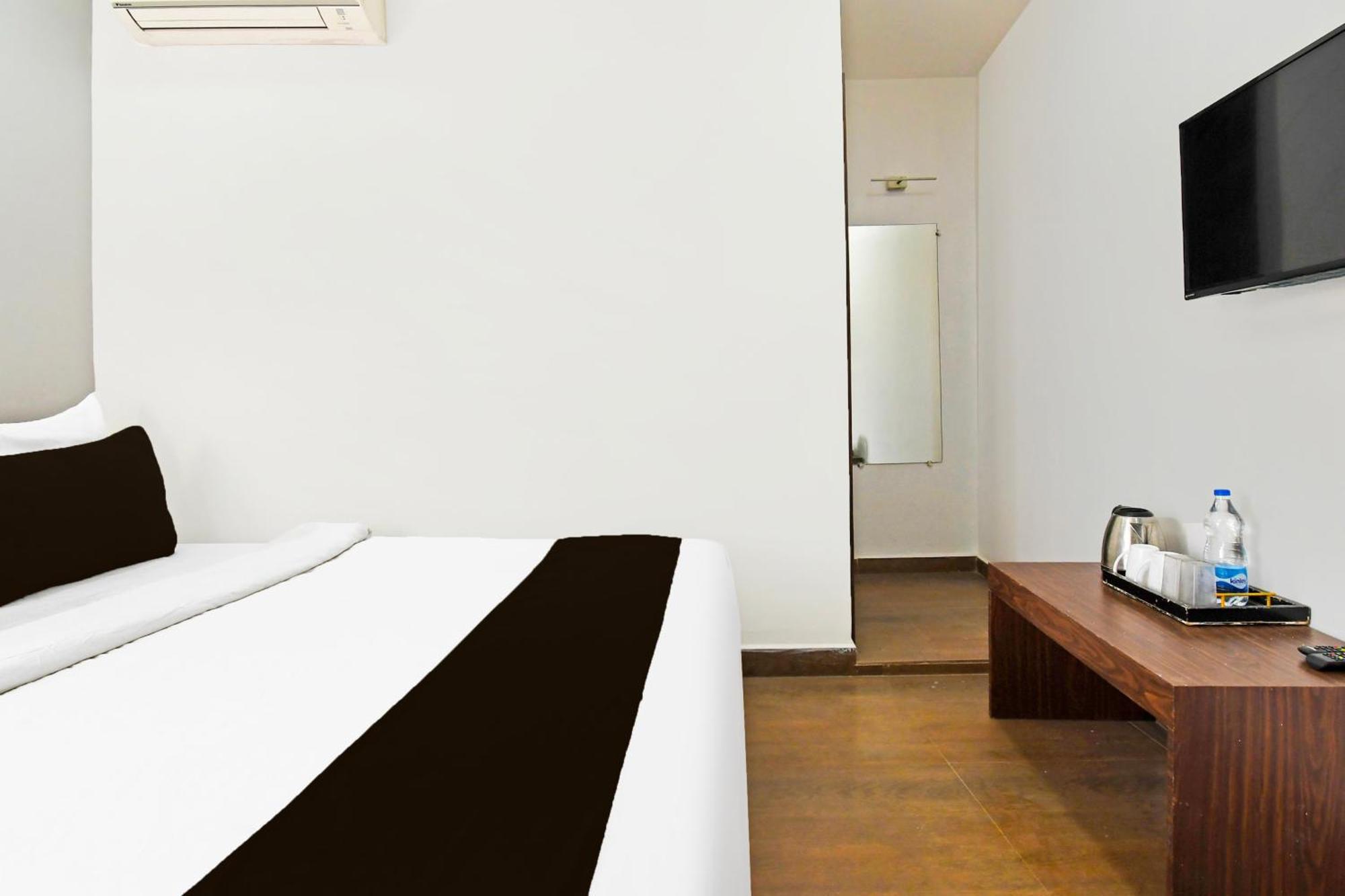 Super Townhouse Mancheswar Industrial Estate 호텔 부바네스 외부 사진